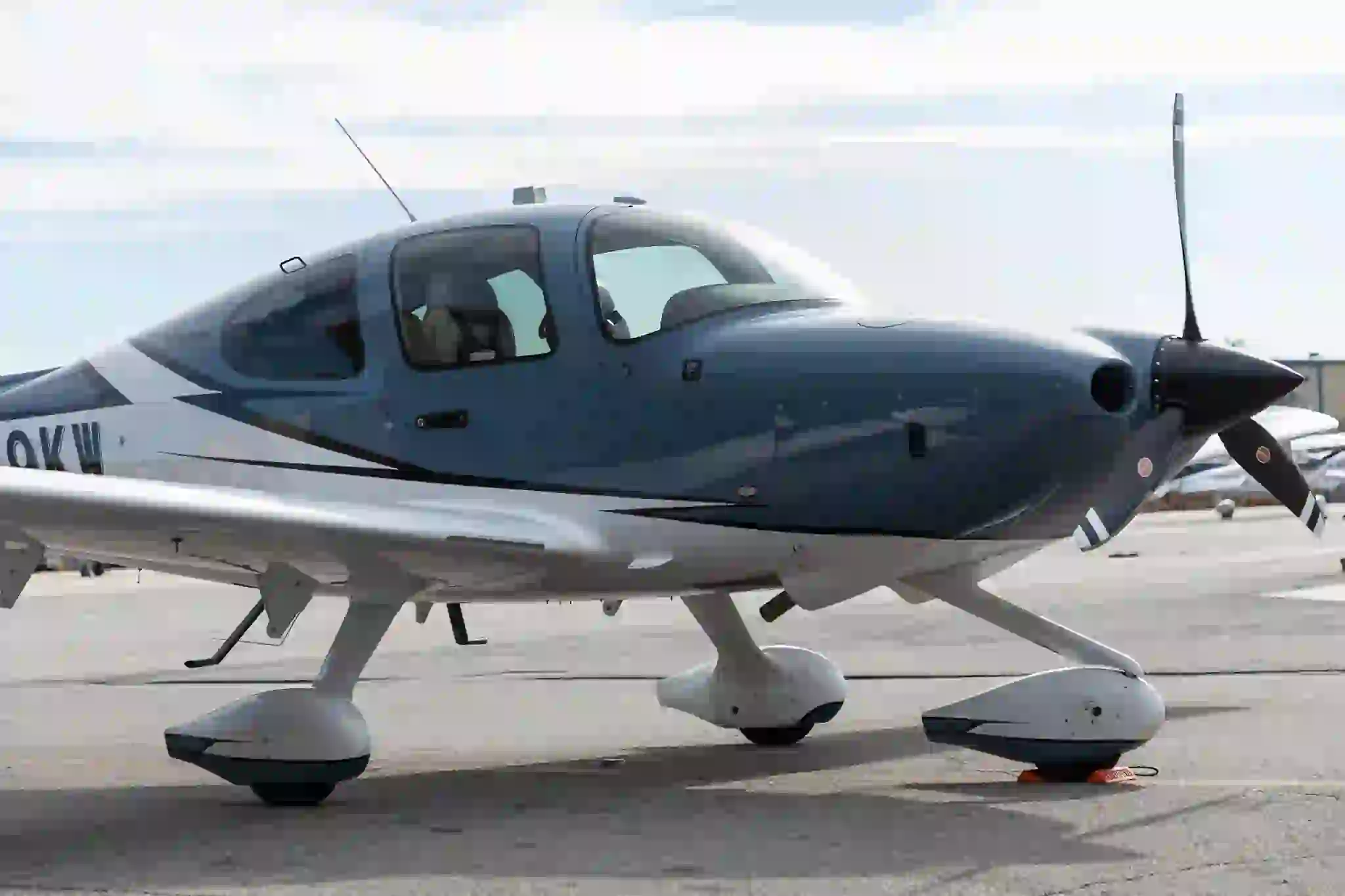 Learn how to fly a cirrus